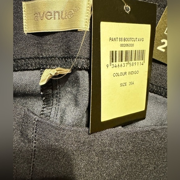 Avenue Super Stretch Boot Leg Pants 26 W - Picture 8 of 9